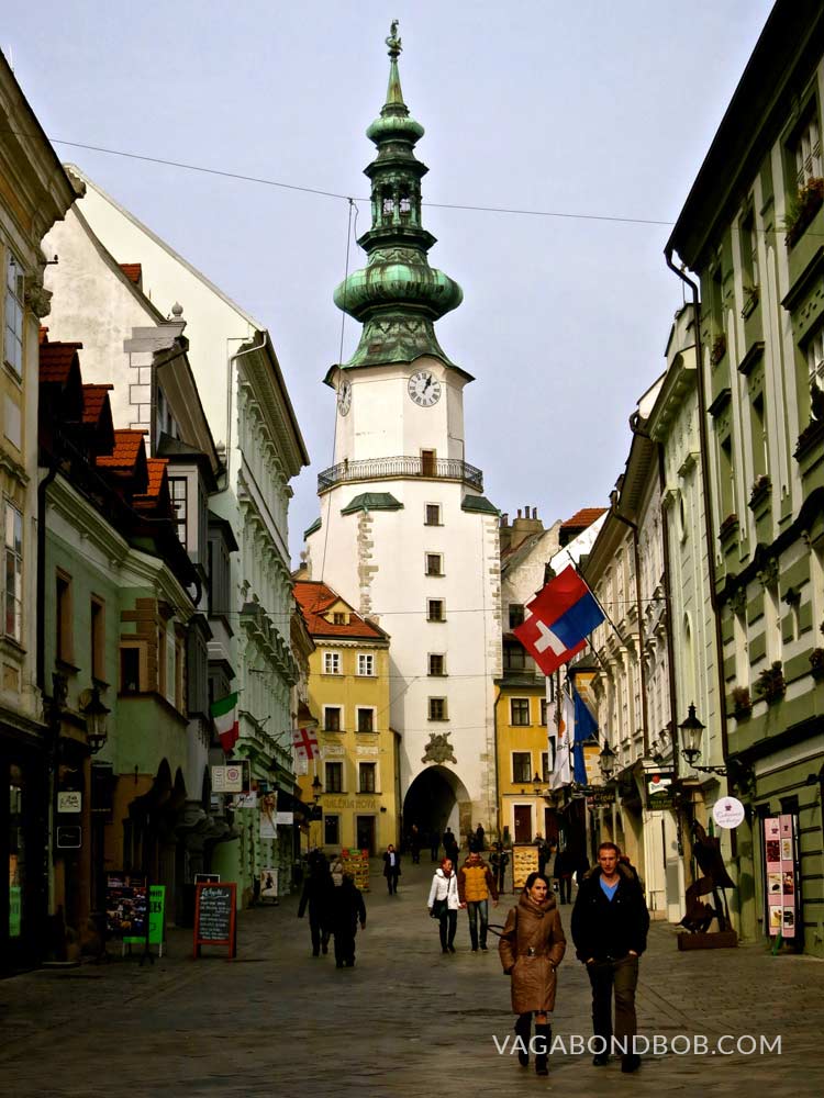 Bratislava-FB-004